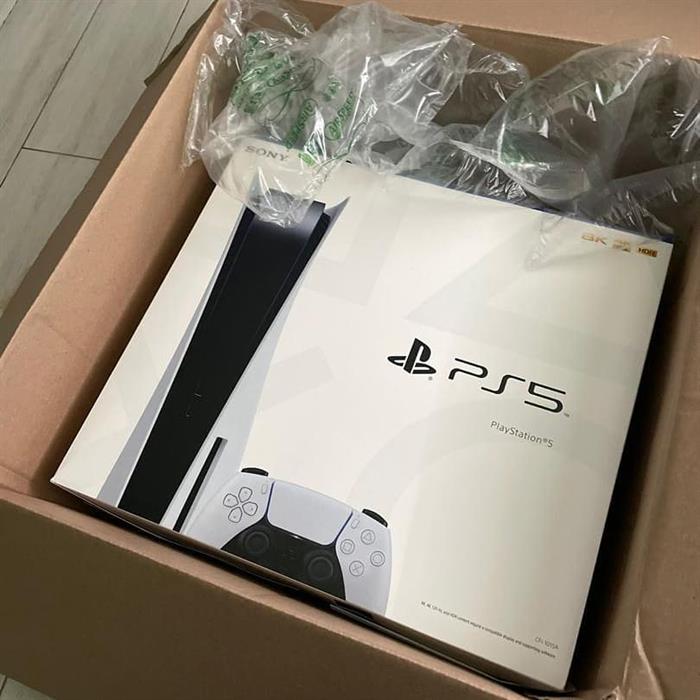 PLAYSTATION 5
