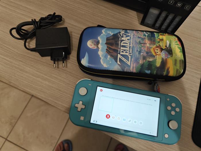 NINTENDO SWITCH LITE CONSOLE PORTATILE 7