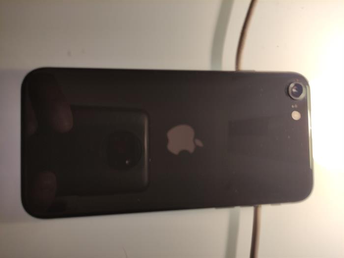 IPHONE SE 2020 2
