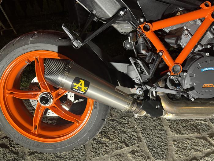 KTM 1290 SUPER DUKE 4