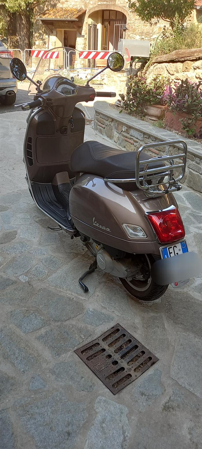 VESPA GTS 300 TOURING