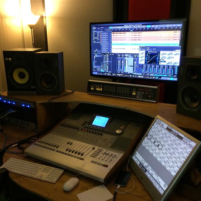 TASCAM DM 3200